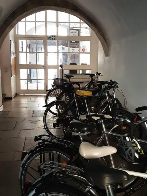 Alfred First Apartment Regensburg Bagian luar foto